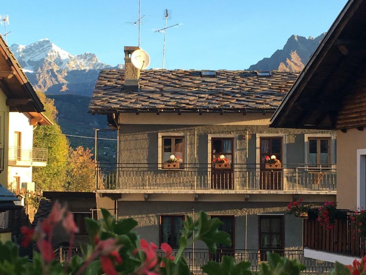 Coeur De Montagne Lägenhet Gignod Exteriör bild